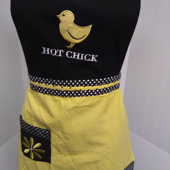 Flirty Women's Apron Hot Chick With A Yellow Chick Color Black/Yellow Poka Dots - Picture 2 of 5